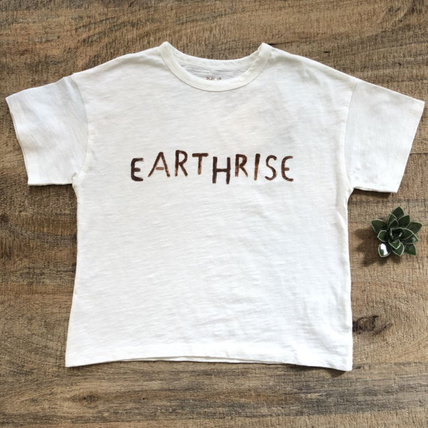 Camiseta Earthrise.