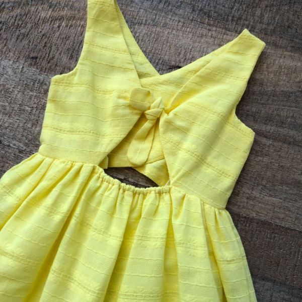 Vestido Amarillo Cruce. (3)